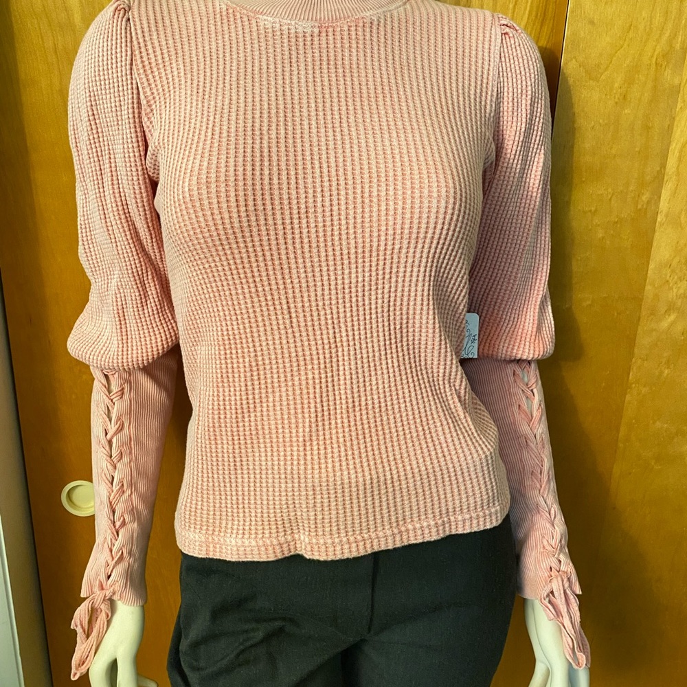 FREE PEOPLE Pink Knit Sweater with Lace Up Sleeves BRAND NEW with Tags
